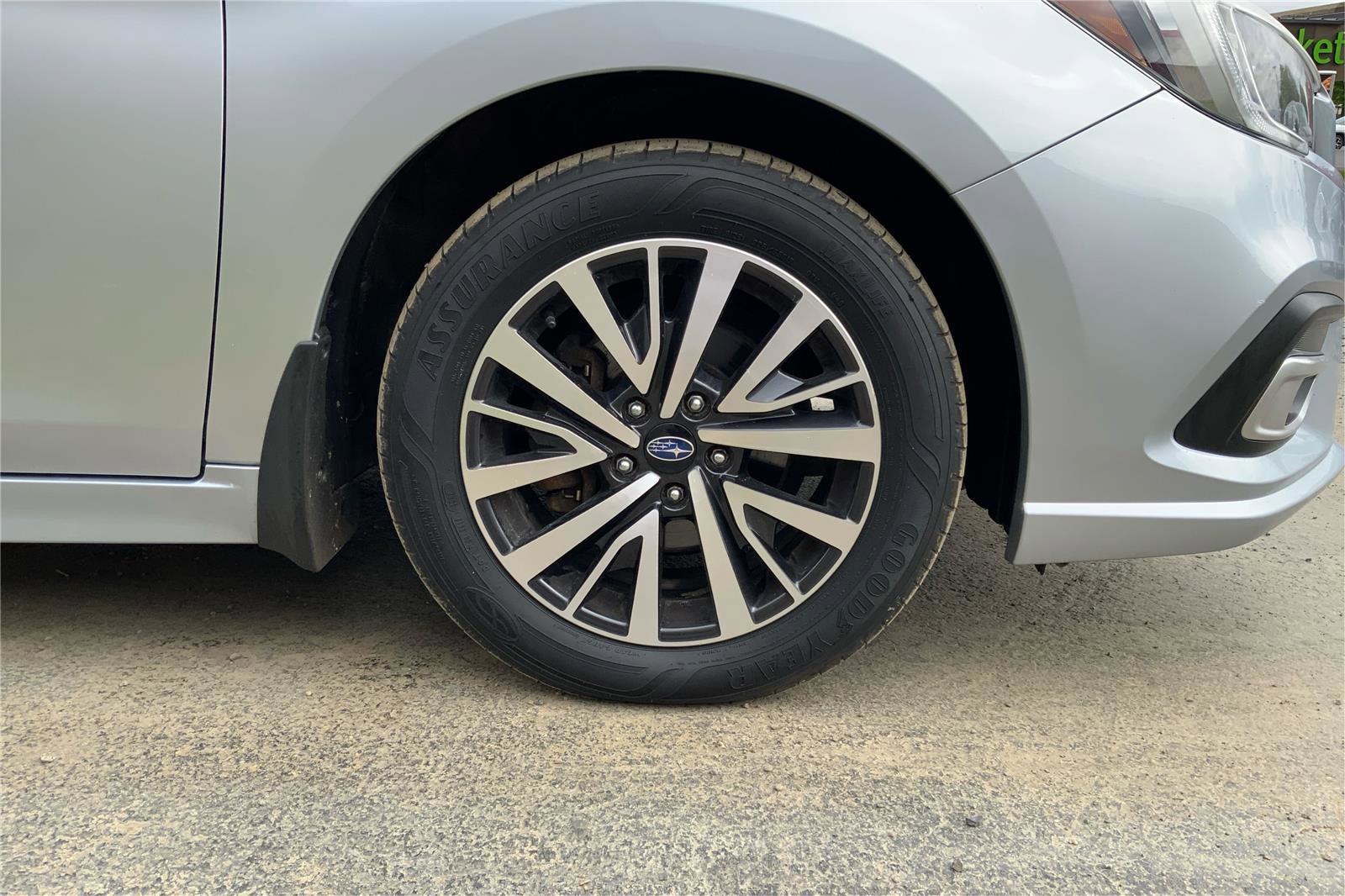 Used 2018 Subaru Legacy 2.5i Premium w/ Eyesight & BSD & Rcta & HBA AWD/4WD image 25