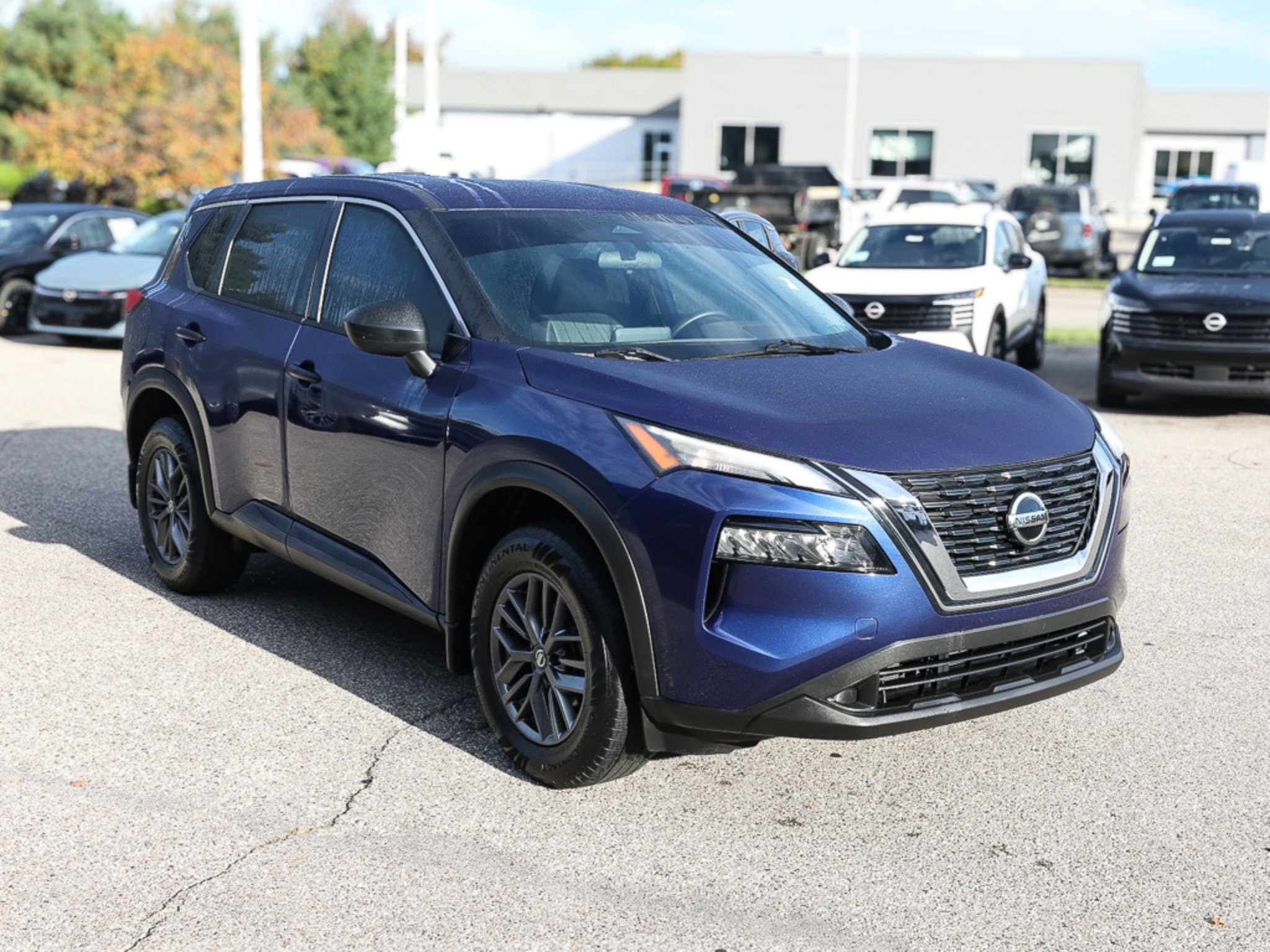 Used 2021 Nissan Rogue S AWD/4WD image 9