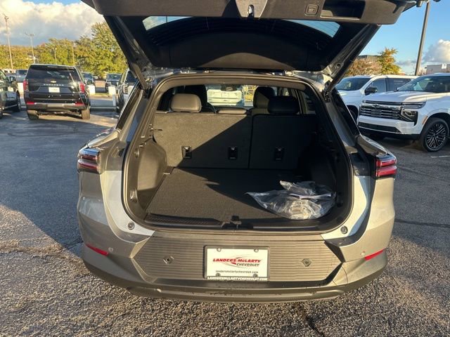 New 2026 Chevrolet Equinox EV LT image 29