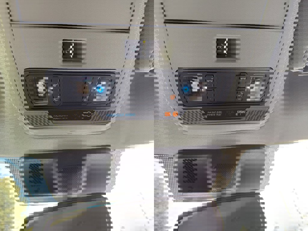 New 2026 Ford F350 XLT w/ XLT Premium Package image 32