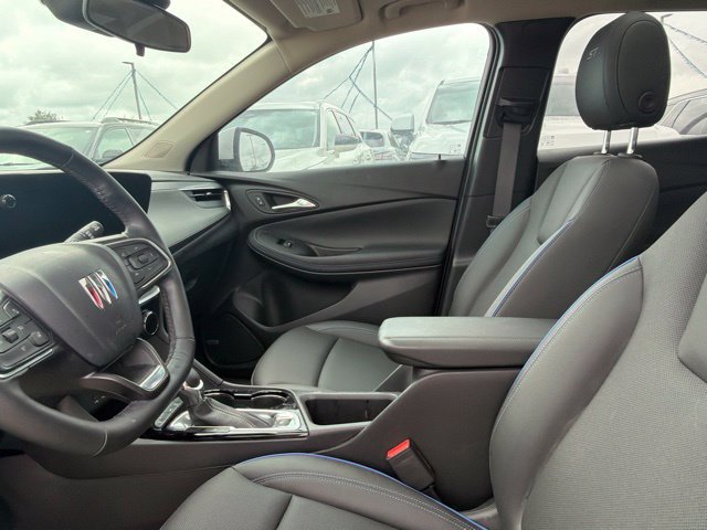 Used 2025 Buick Encore GX Sport Touring w/ Experience Buick Package FWD image 12