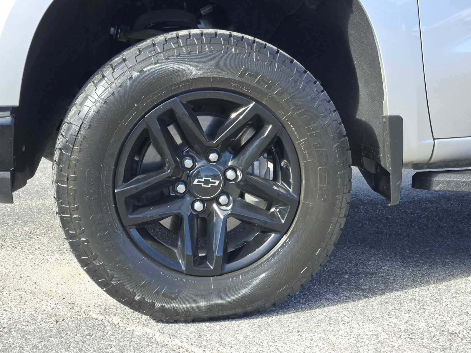 Used 2020 Chevrolet Silverado 1500 LT Trail Boss image 31