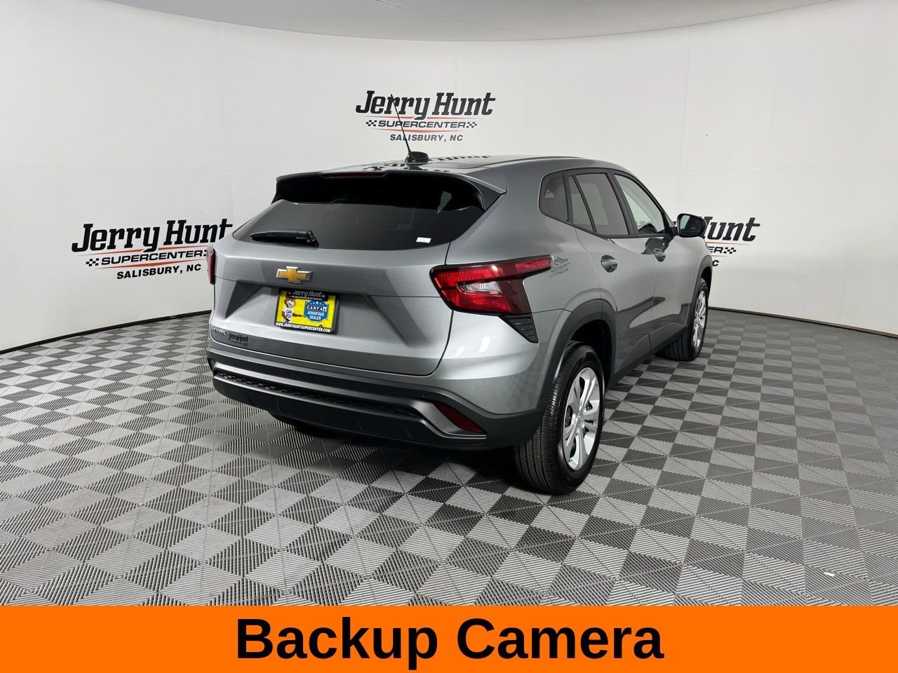 Used 2025 Chevrolet Trax LS w/ Driver Confidence Package image 7