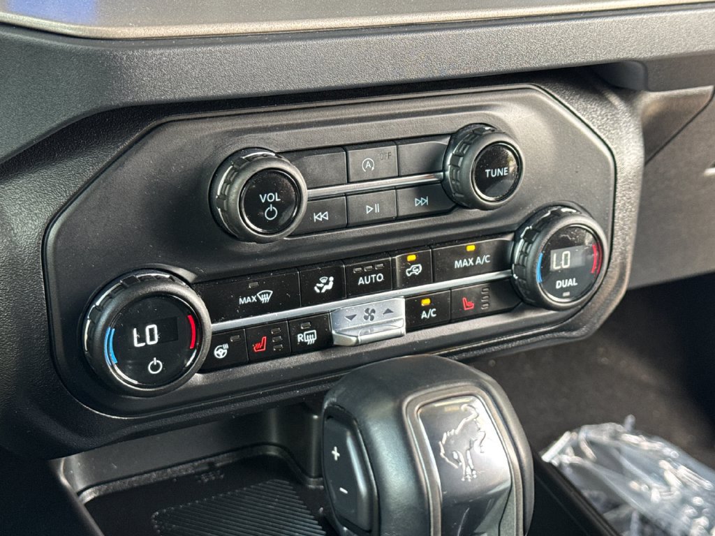 Certified 2025 Ford Bronco Outer Banks AWD/4WD image 20