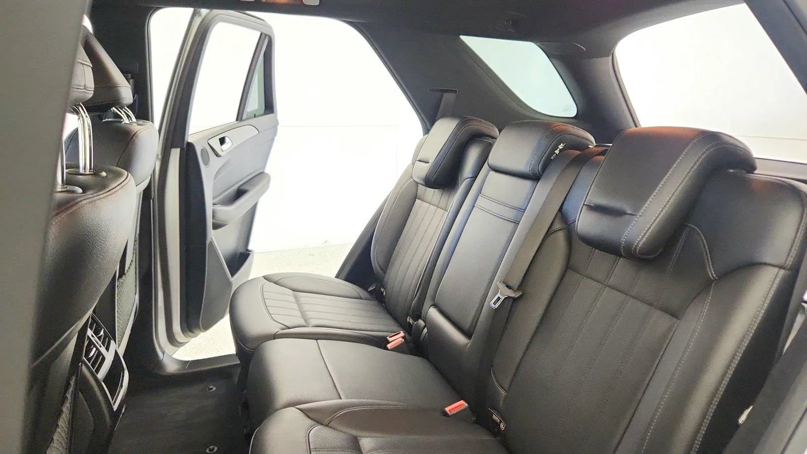 Used 2018 Mercedes-Benz GLE 350 4MATIC image 23