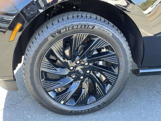 New 2026 Lincoln Navigator L Reserve w/ Jet Appearance Package image 5