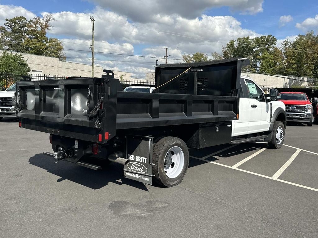 New 2025 Ford F450 XL w/ XL Chrome Package AWD/4WD image 2