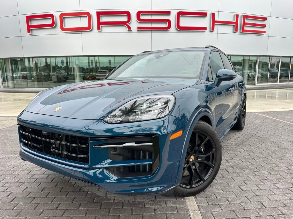 Certified 2025 Porsche Cayenne GTS AWD/4WD image 1