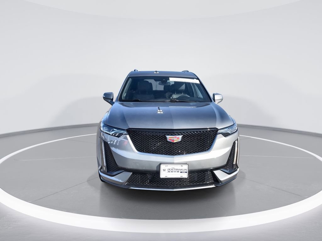 Used 2024 Cadillac XT6 Sport image 3