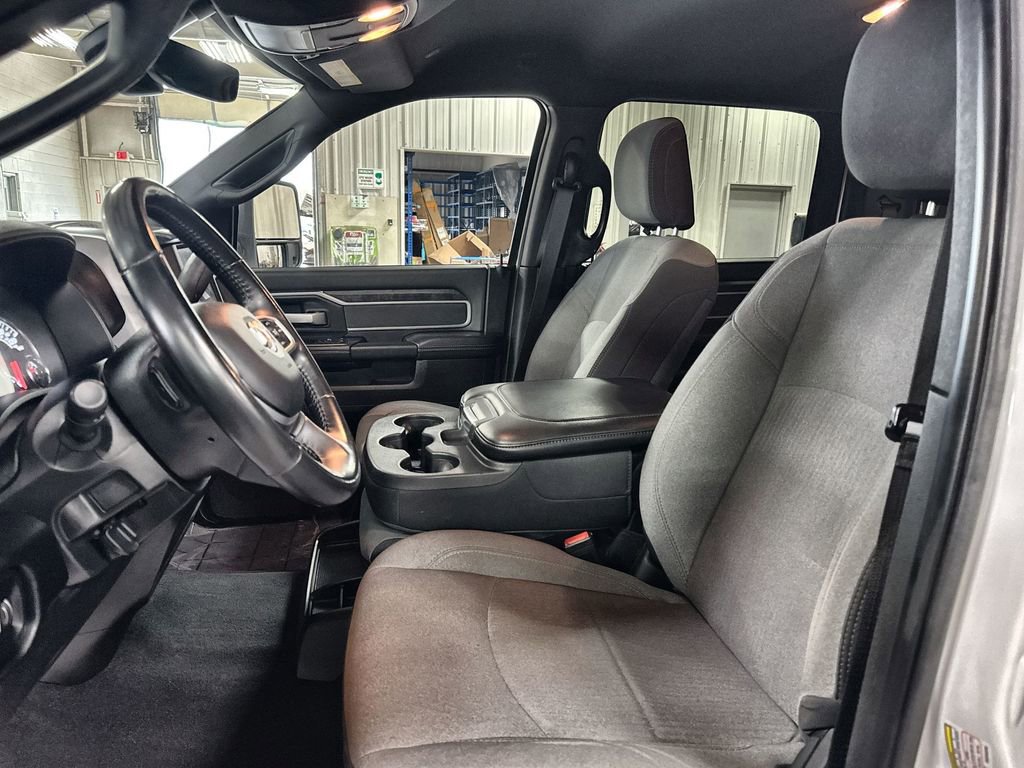 Used 2024 RAM 2500 Big Horn image 12