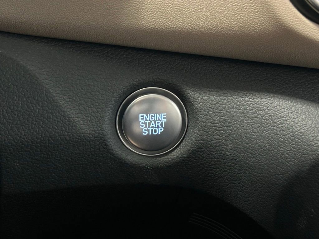 Used 2022 Hyundai Santa Fe SEL image 43