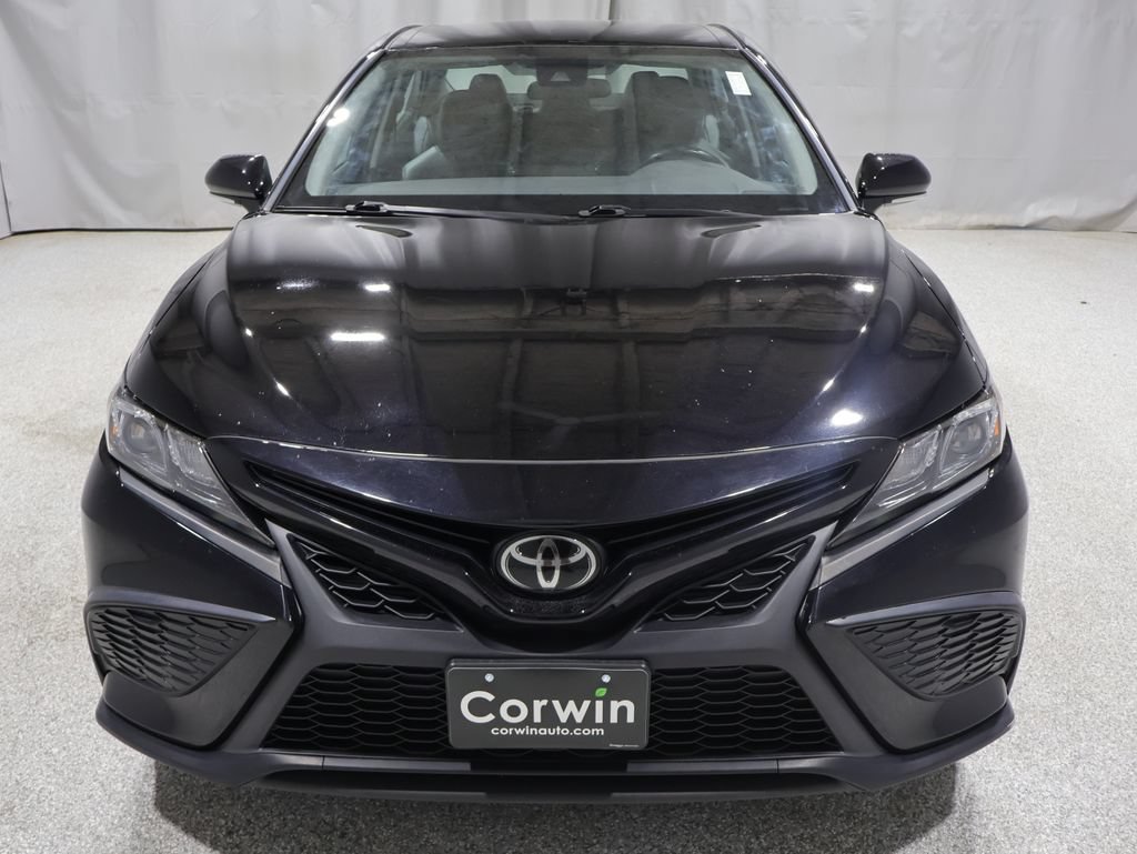 Used 2023 Toyota Camry SE FWD image 7