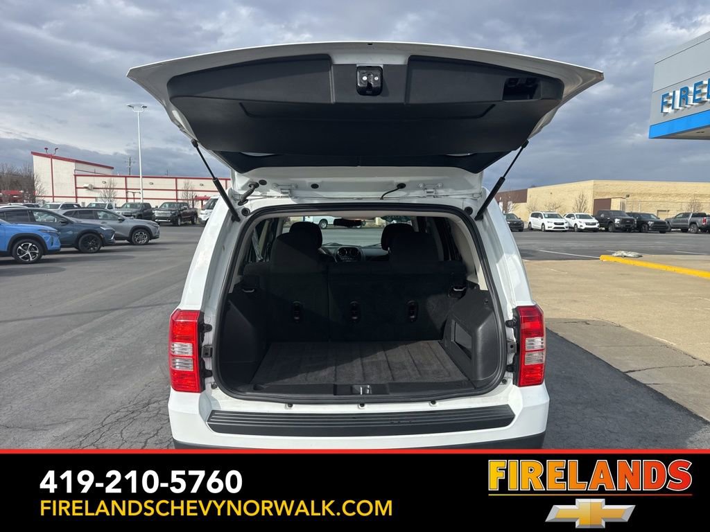 Used 2016 Jeep Patriot Sport image 24