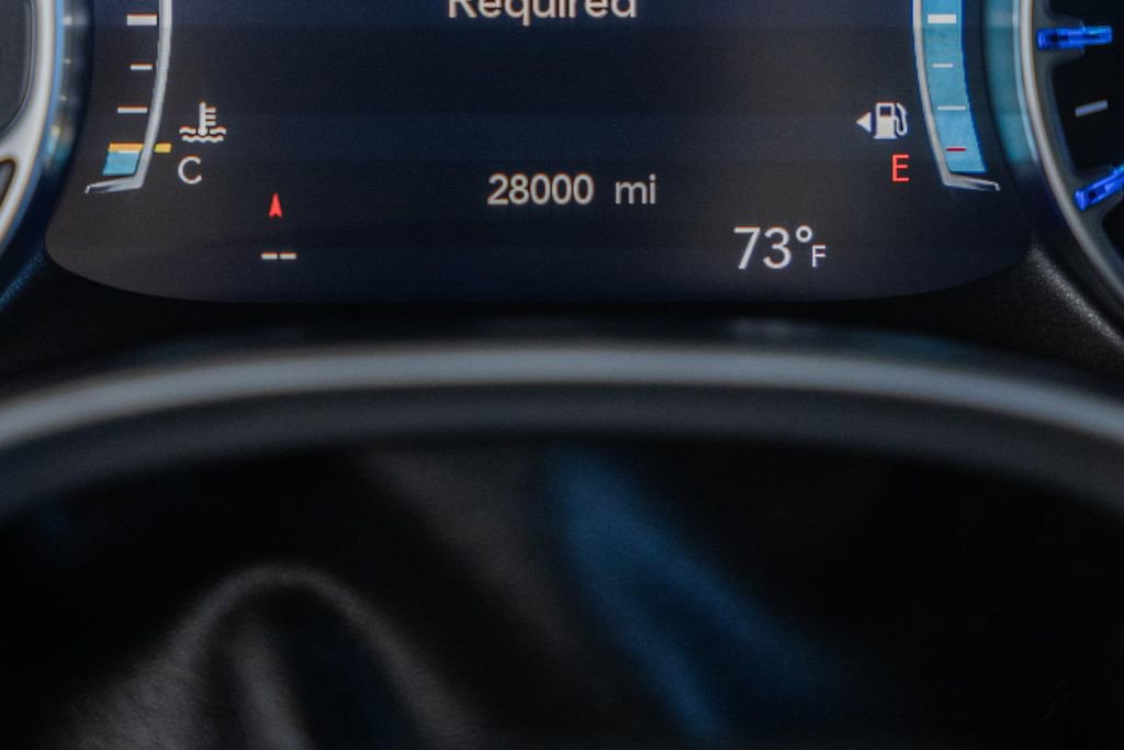 Used 2025 Chrysler Pacifica Select FWD image 45