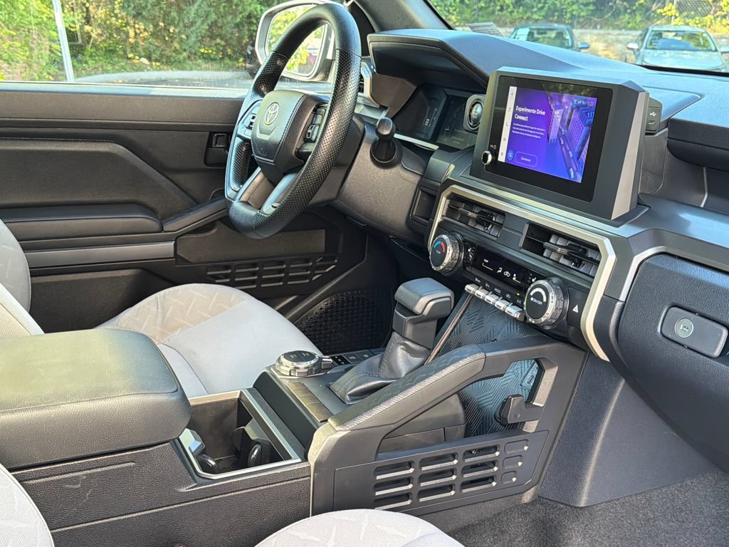 Used 2026 Toyota Tacoma SR5 AWD/4WD image 10