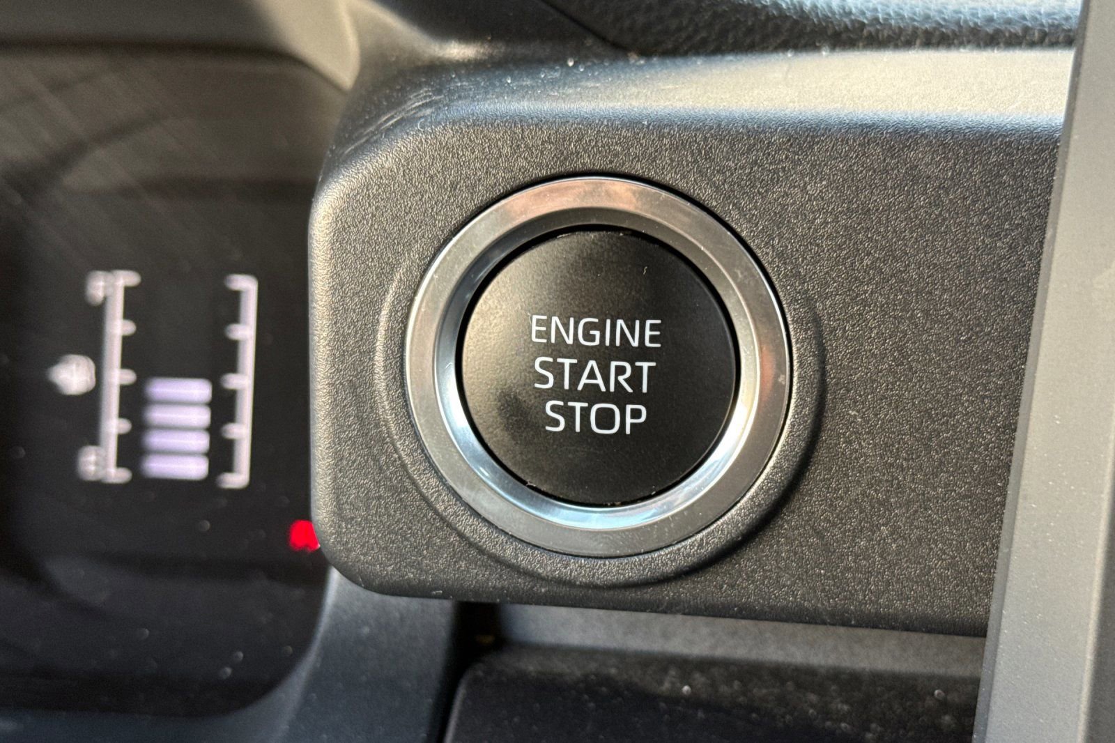 Certified 2025 Toyota 4Runner SR5 image 23