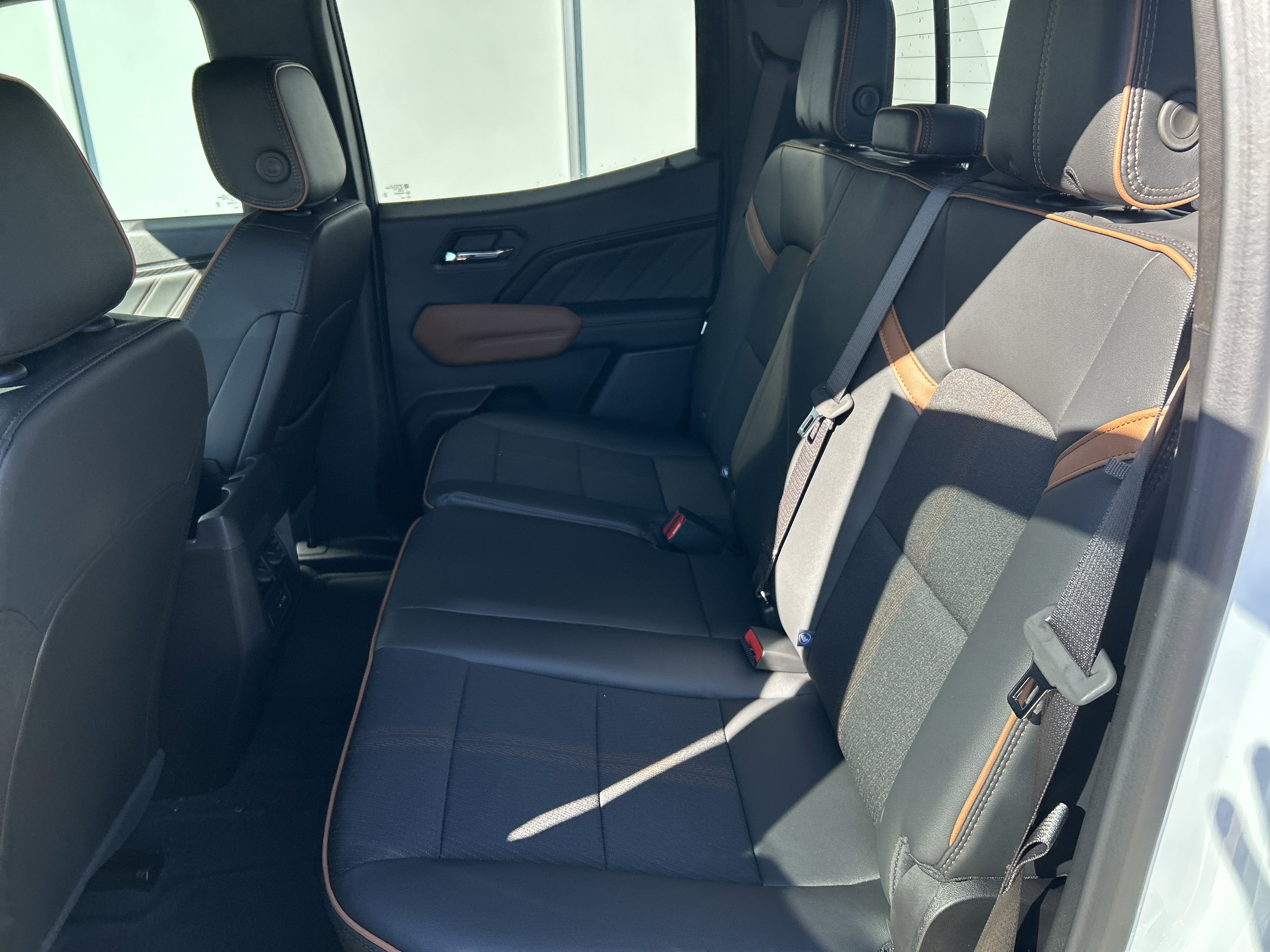 New 2026 GMC Canyon AT4 image 40