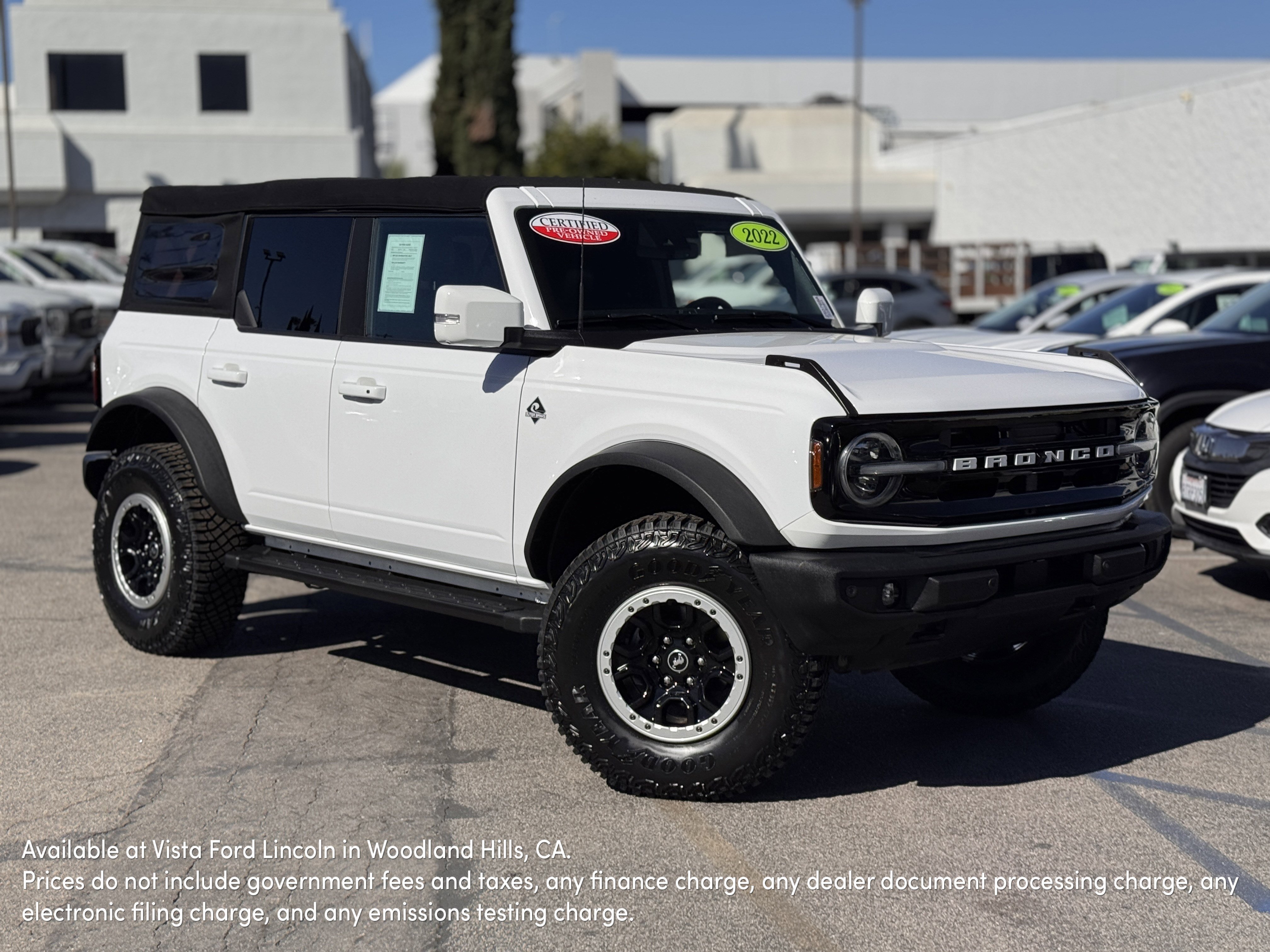 Certified 2022 Ford Bronco Outer Banks w/ Sasquatch Package image 1