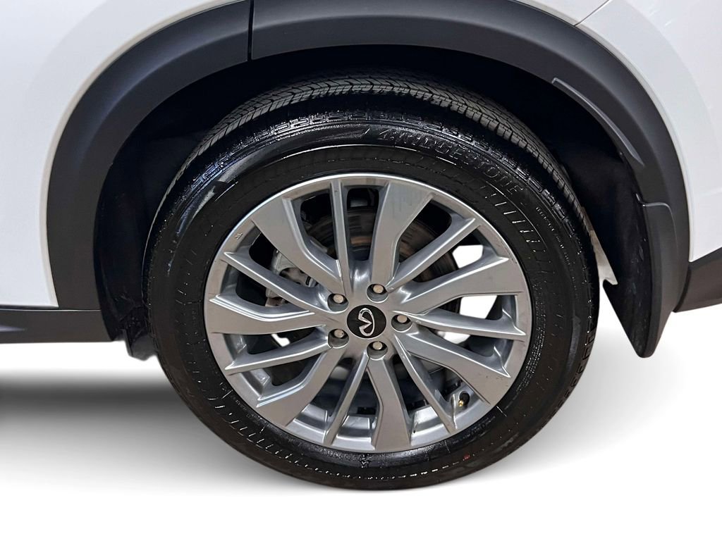Used 2023 INFINITI QX50 Pure AWD/4WD image 9