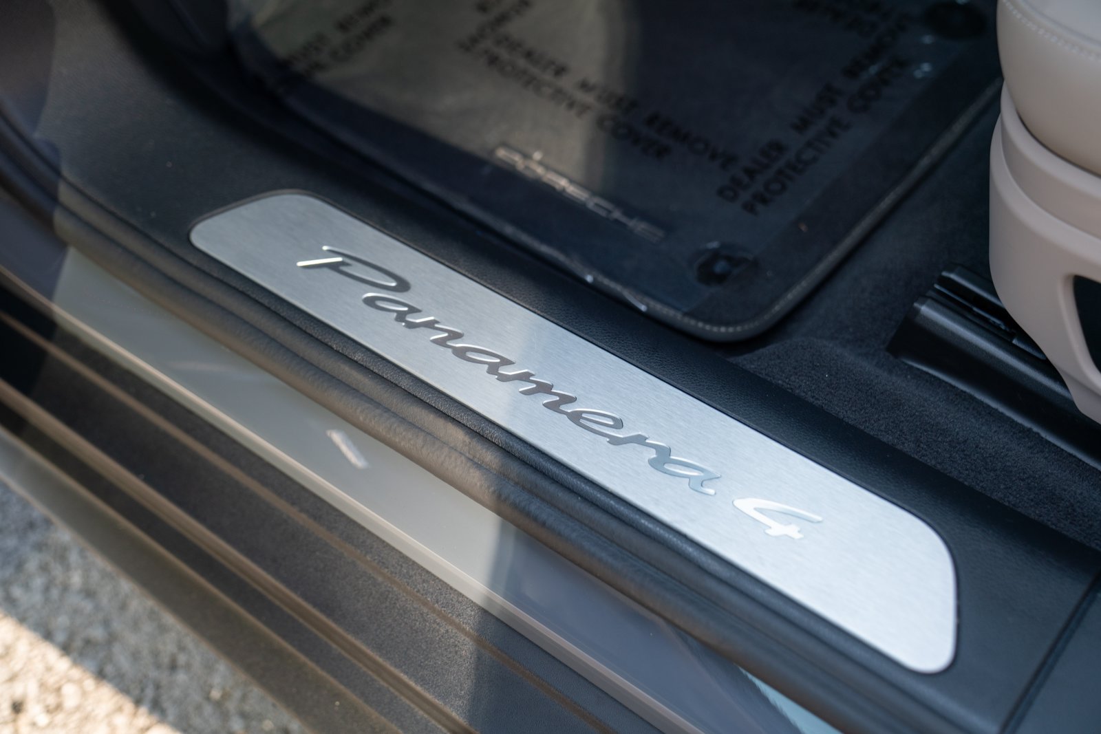 Certified 2026 Porsche Panamera 4 AWD/4WD image 12