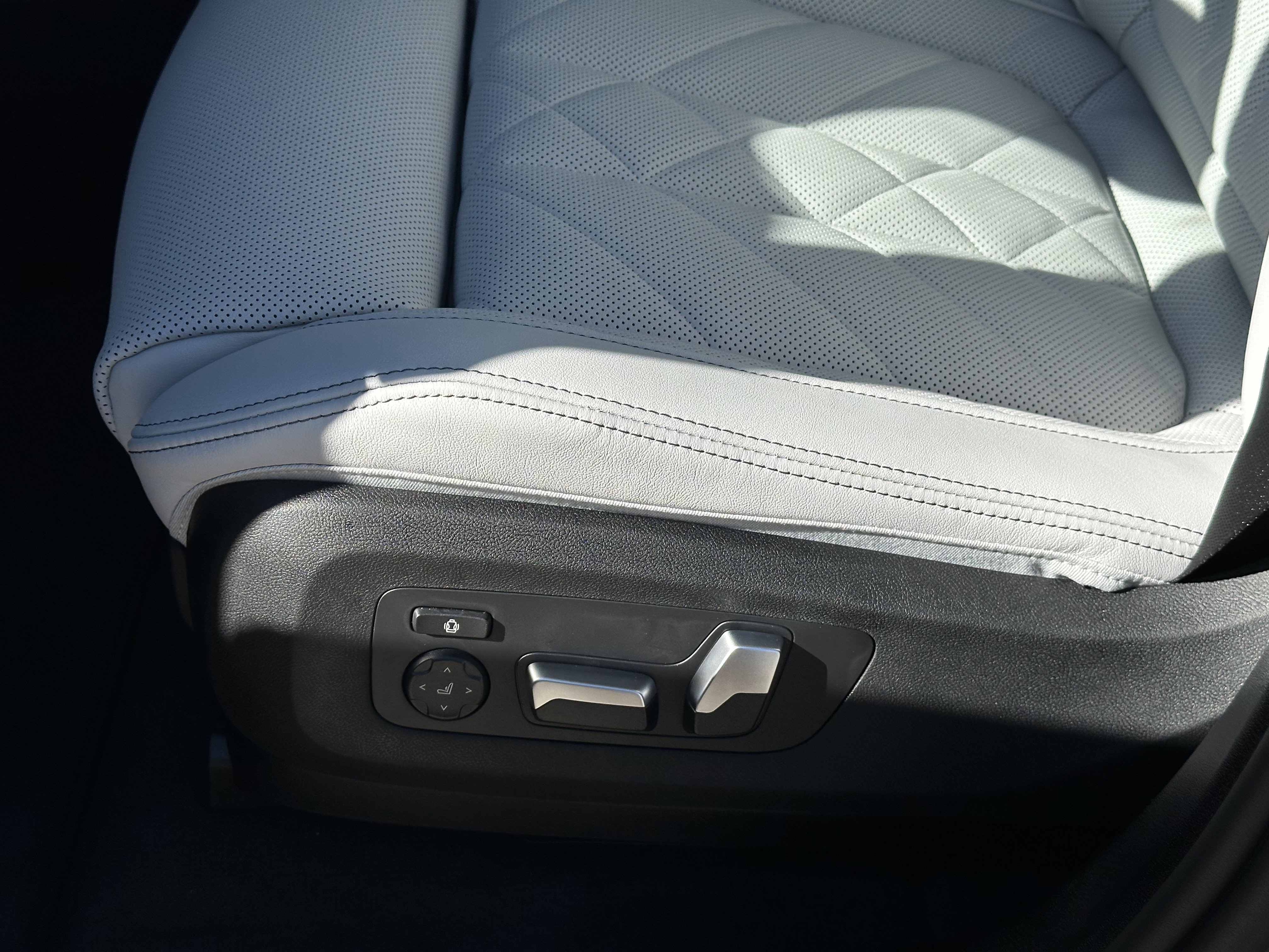 New 2026 BMW X5 xDrive40i image 12