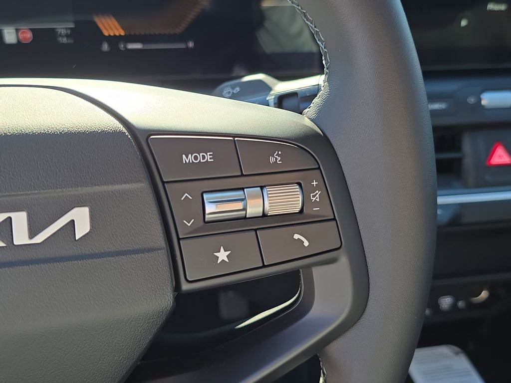 New 2026 Kia K4 EX FWD image 30