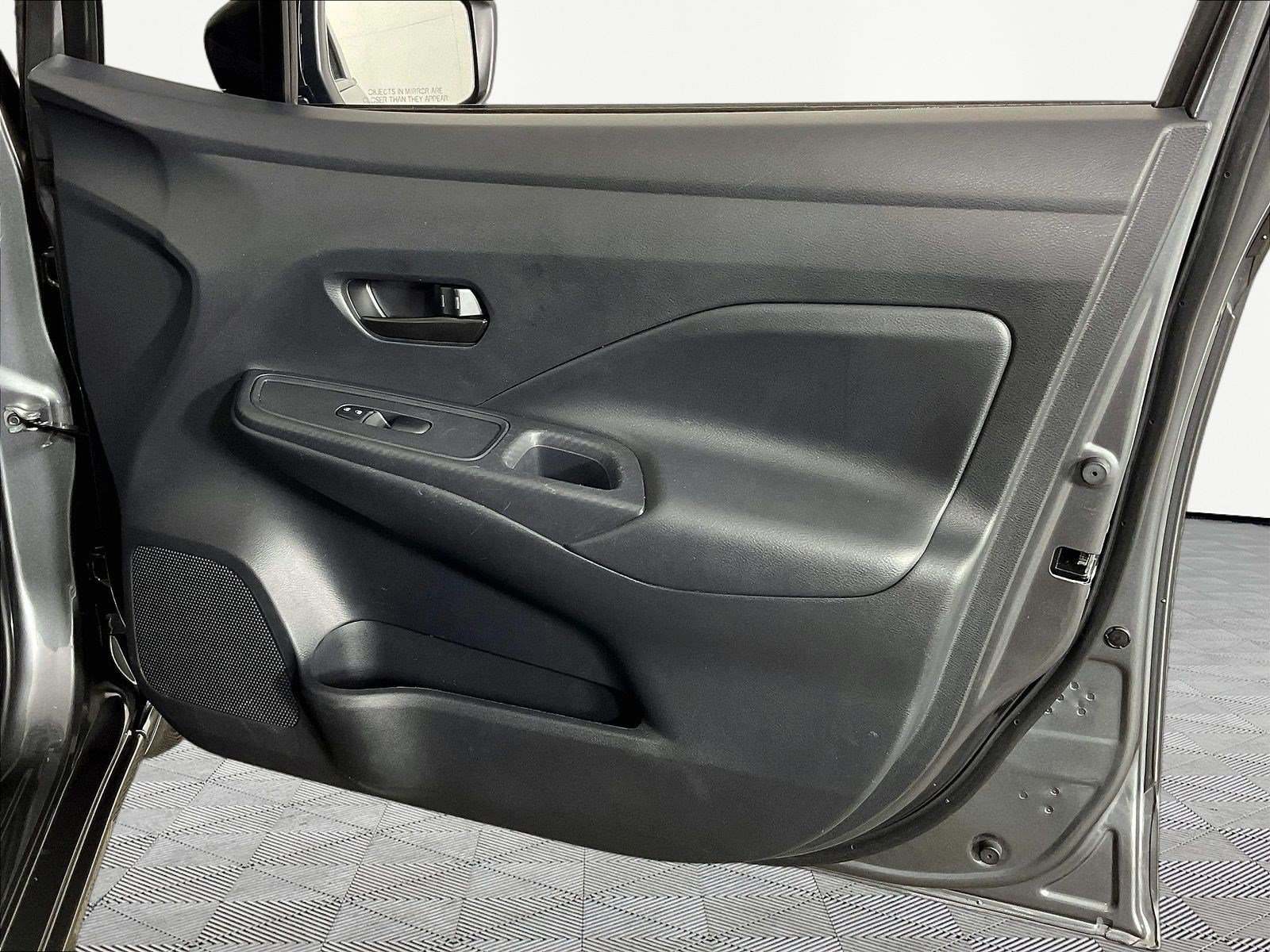 Used 2025 Nissan Versa S w/ Trunk Package FWD image 27