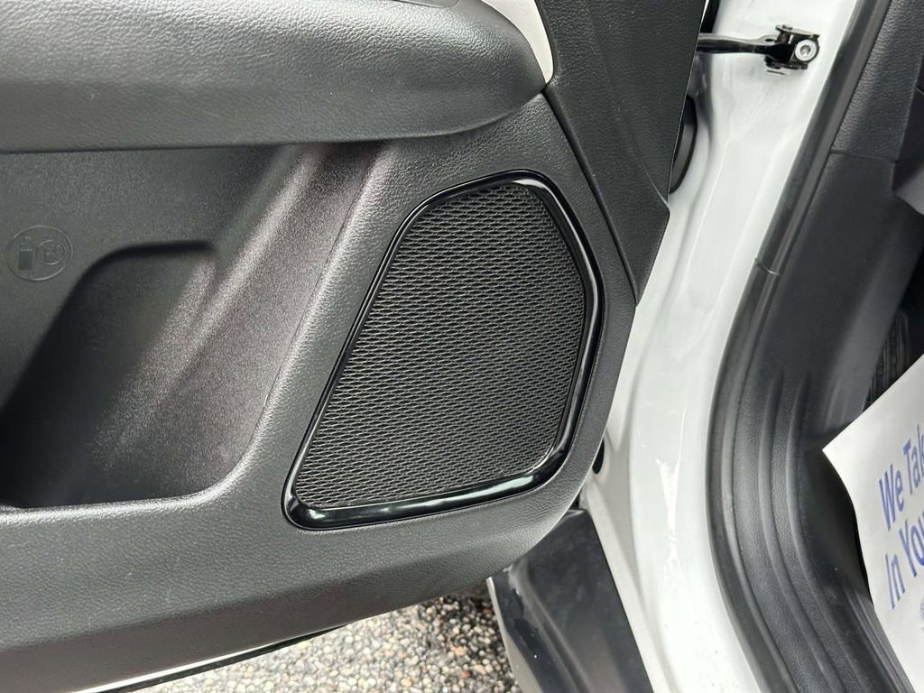 Used 2022 Jeep Compass Limited image 13