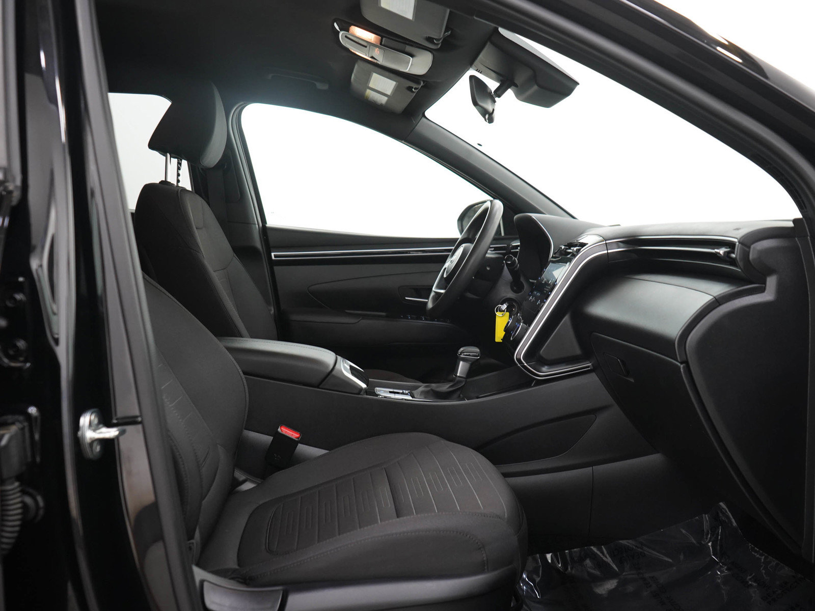 Used 2024 Hyundai Santa Cruz SE AWD/4WD image 13