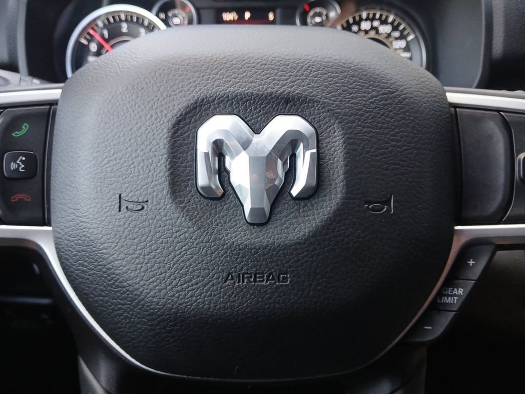 Used 2021 RAM 1500 Lone Star AWD/4WD image 5