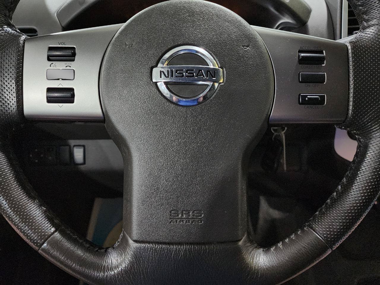 Used 2011 Nissan Frontier SV w/ SV Premium Utility Pkg AWD/4WD image 17