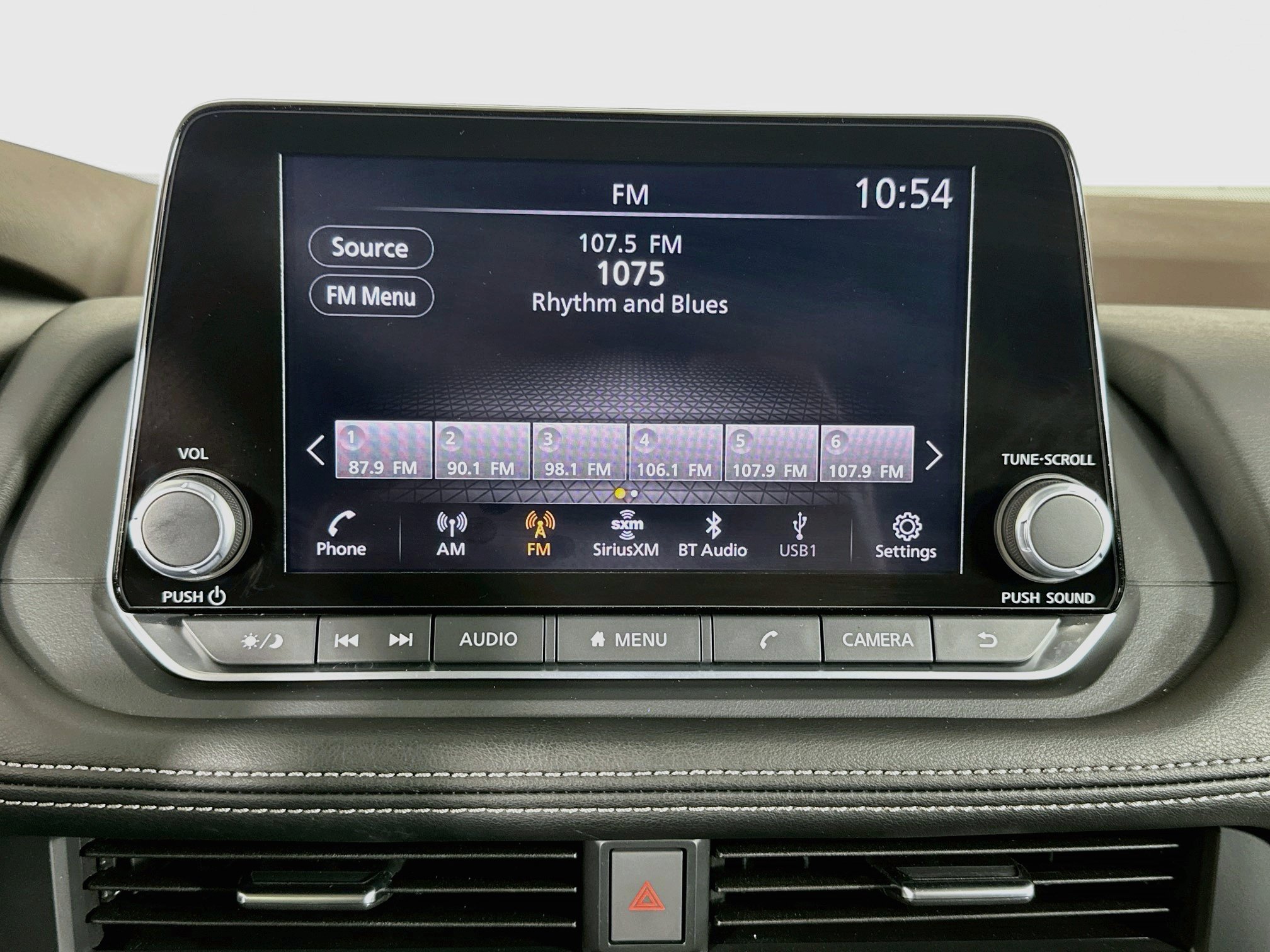 Used 2023 Nissan Rogue SV AWD/4WD image 21