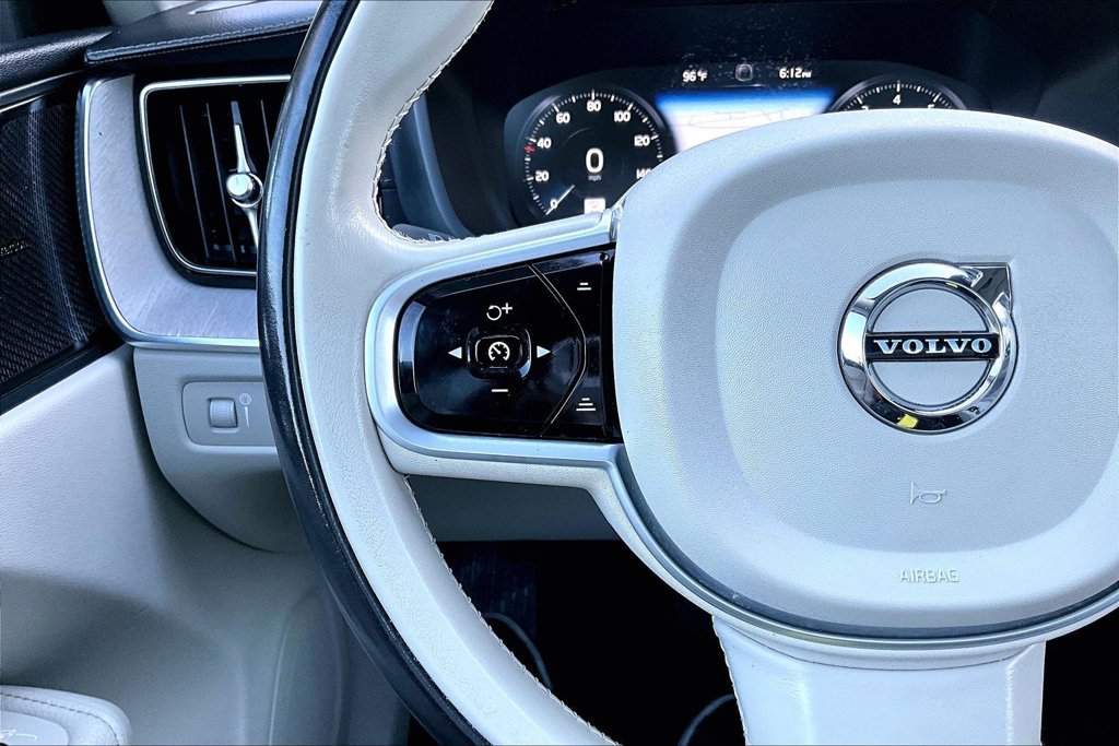 Used 2020 Volvo XC60 T5 Inscription AWD/4WD image 26