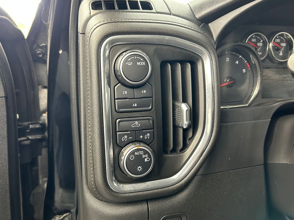 Used 2020 Chevrolet Silverado 2500 LT image 13