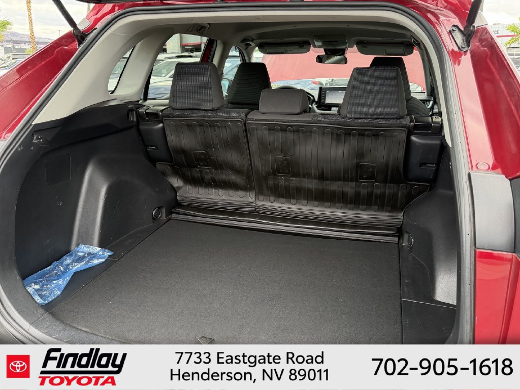 Certified 2022 Toyota RAV4 LE FWD image 22