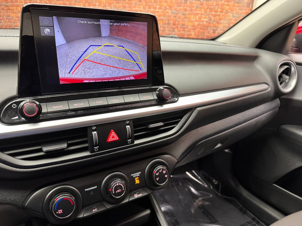Used 2023 Kia Forte LXS w/ LXS Technology Package FWD image 21