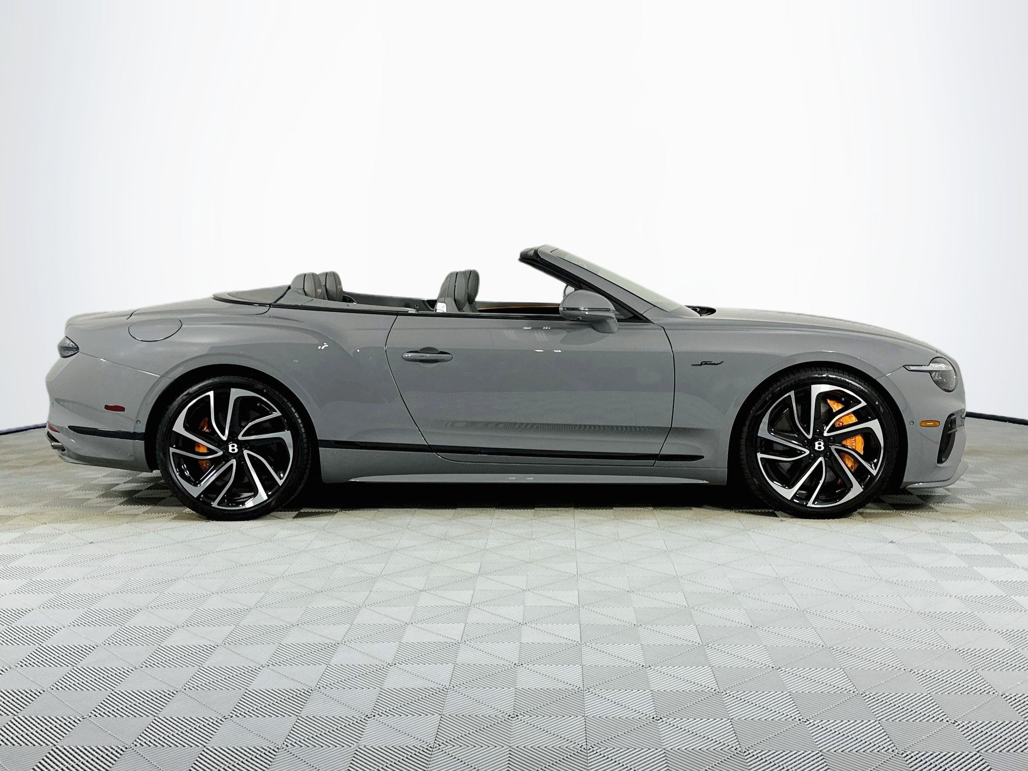 New 2027 Bentley Continental GTC Speed AWD/4WD image 4