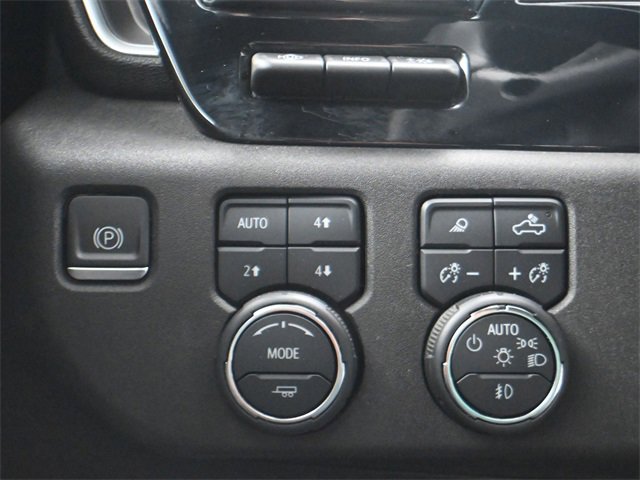 Used 2024 Chevrolet Silverado 2500 High Country w/ High Country Premium Package image 14