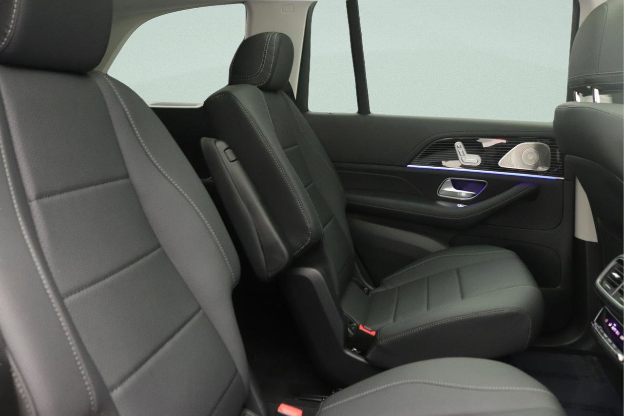 New 2026 Mercedes-Benz GLS 450 4MATIC image 8