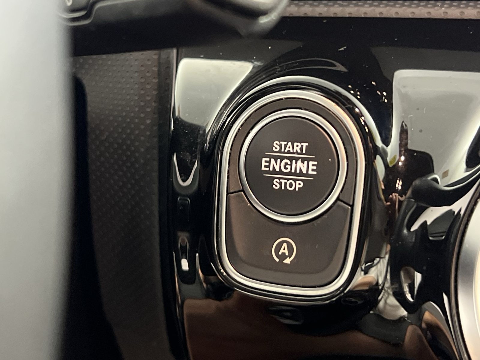 Used 2019 Mercedes-Benz A 220 4MATIC image 36