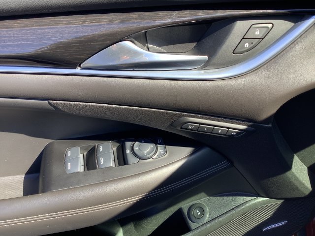 Used 2017 Buick LaCrosse Premium w/ Driver Confidence Package #2 FWD image 10