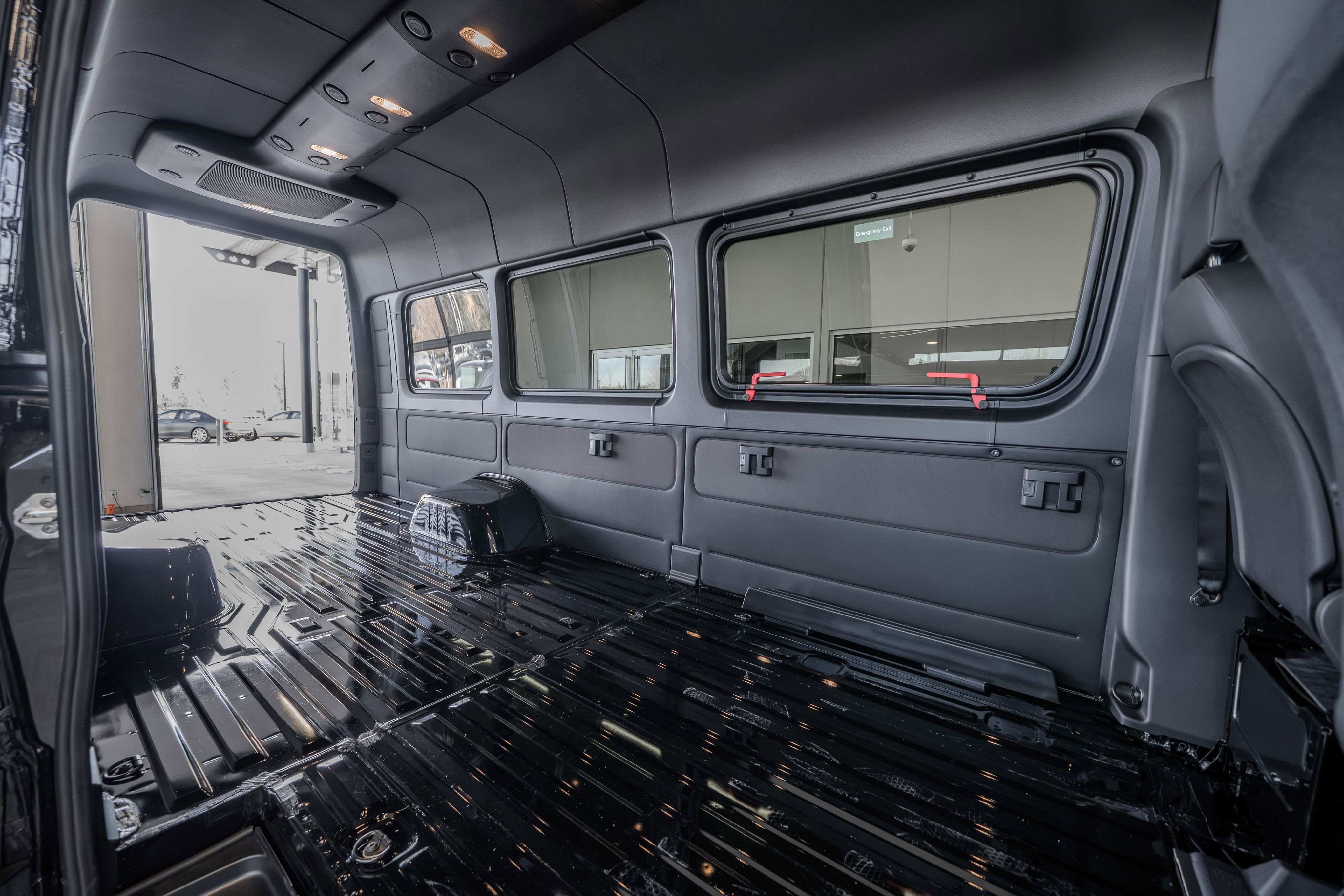 New 2025 Mercedes-Benz Sprinter 4500 image 27