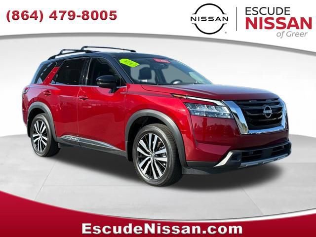 Certified 2023 Nissan Pathfinder Platinum w/ Cargo Package 360° Tour