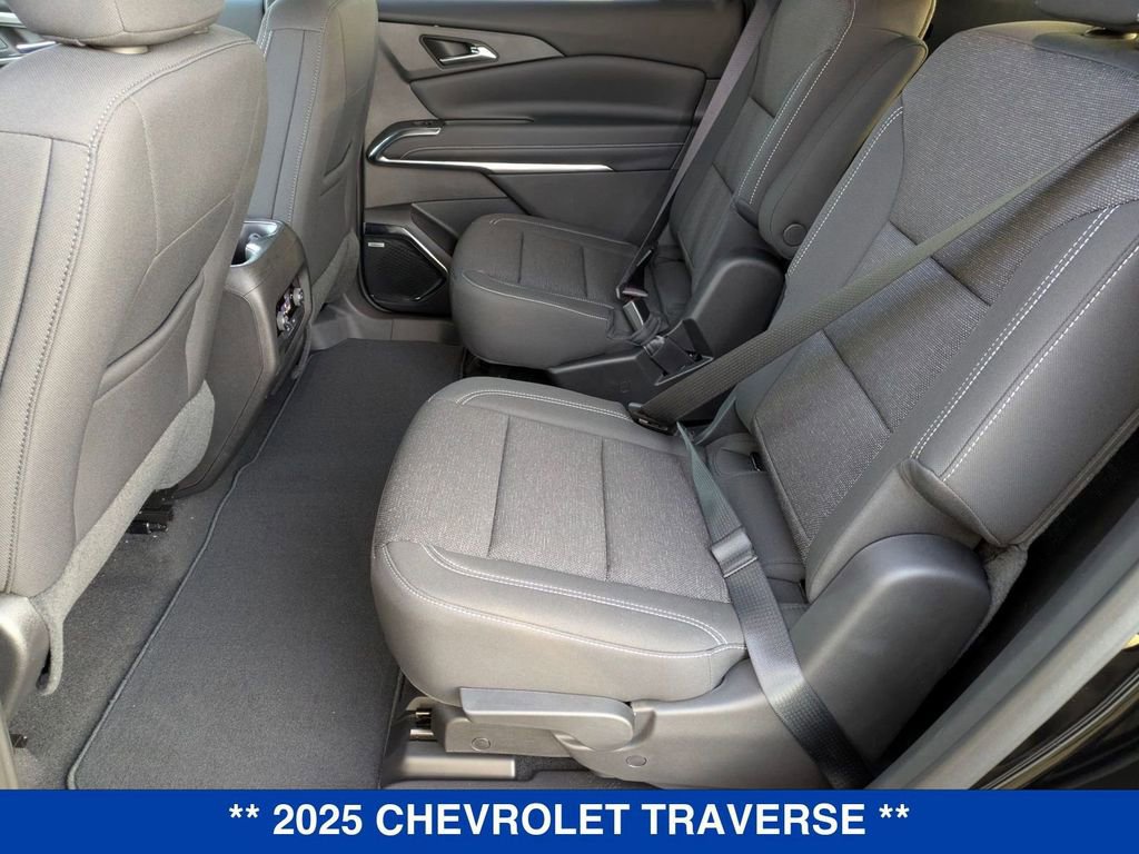 New 2025 Chevrolet Traverse LT w/ Enhanced Driving Package image 30