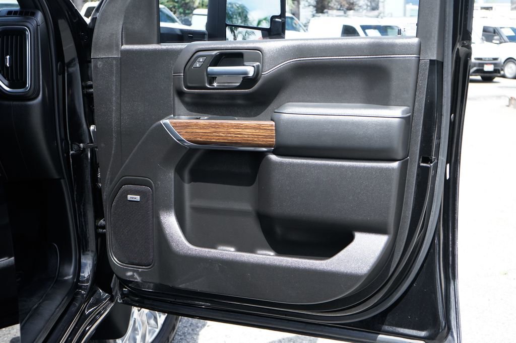 Used 2023 Chevrolet Silverado 2500 High Country AWD/4WD image 43