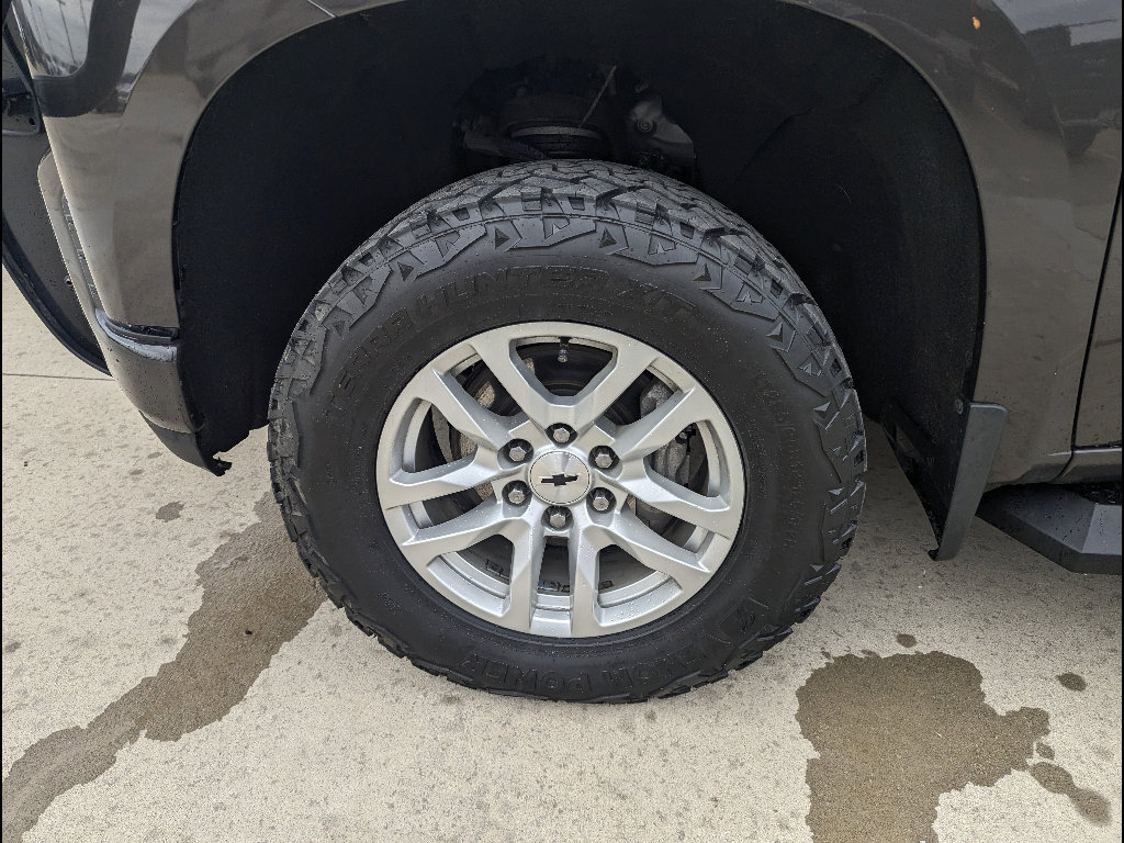 Used 2021 Chevrolet Silverado 1500 RST w/ Z71 Off-Road Package AWD/4WD image 17