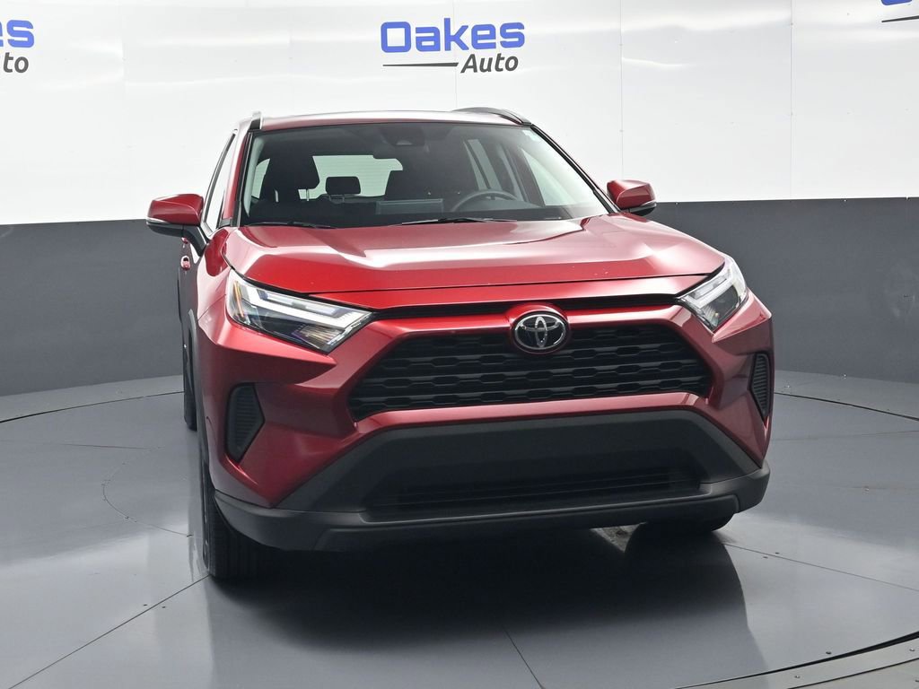 Used 2025 Toyota RAV4 XLE w/ Convenience Package image 3