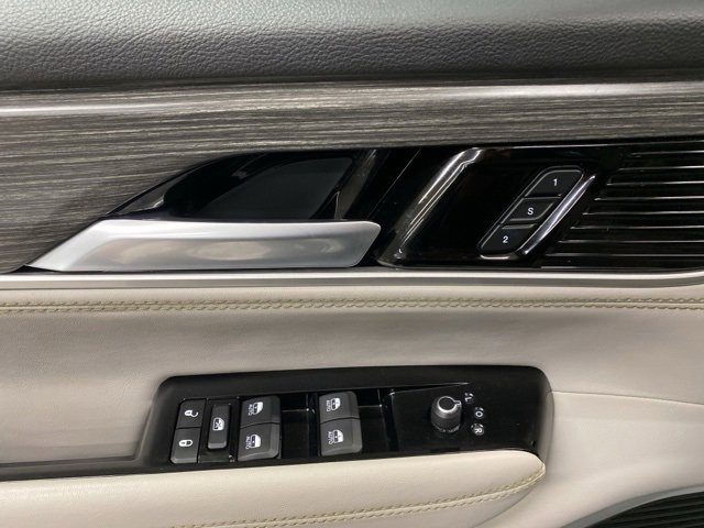 Used 2024 Jeep Wagoneer Series II image 29