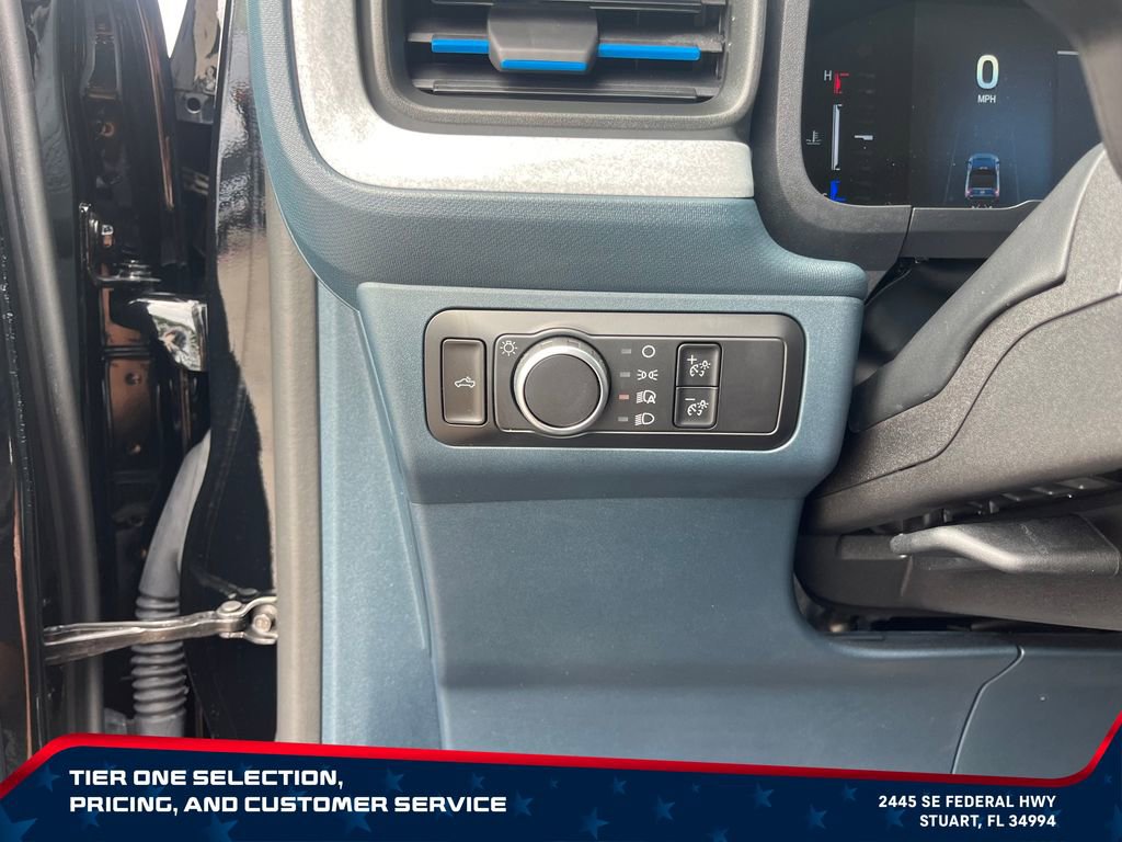 Used 2025 Ford Maverick XLT w/ Equipment Group 302A AWD/4WD image 21