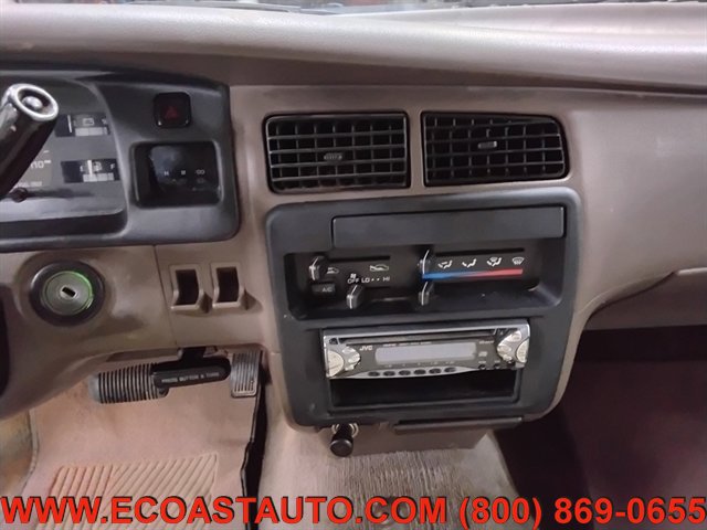 Used 1996 Toyota T100 SR5 image 12